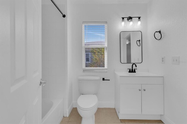 Building Photo - 5152 Hawkstone Dr