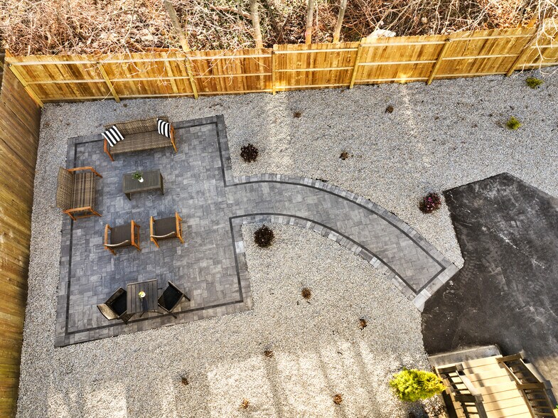 Building Photo - 29 Lion St