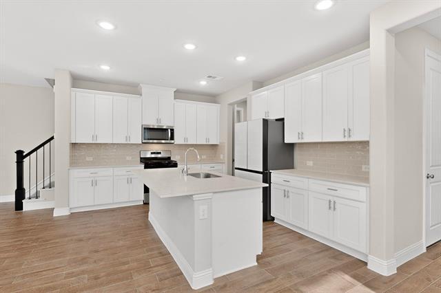 Building Photo - 900 Heart Reef Rd