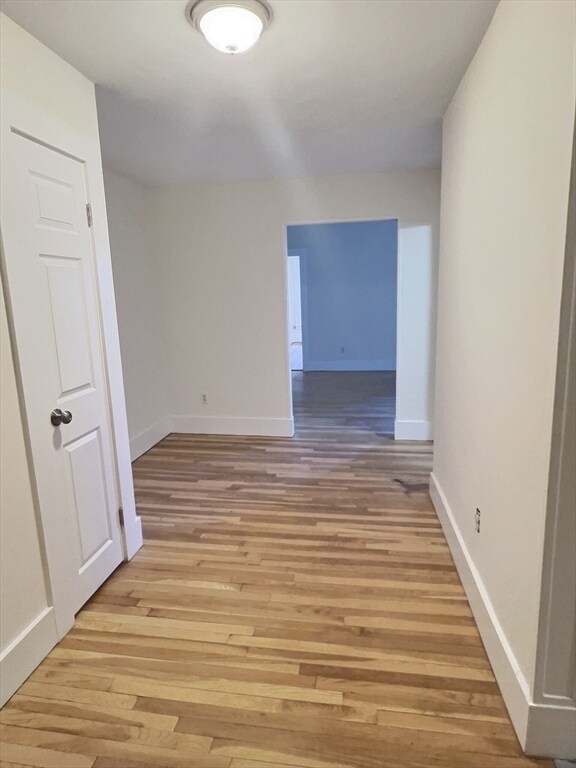 Building Photo - 1386 Beacon St