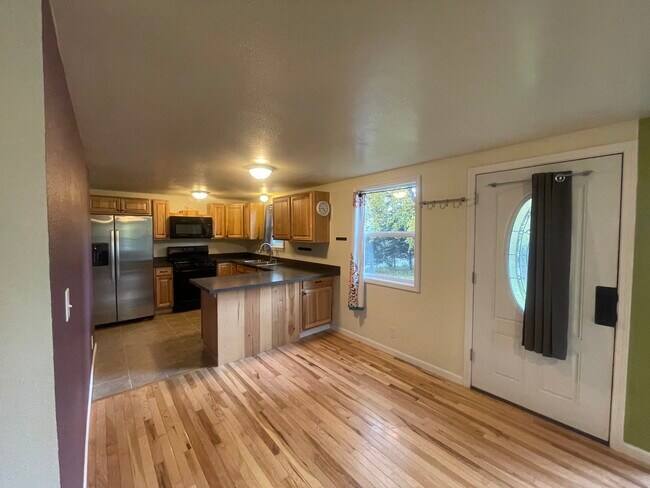 Building Photo - 4502 Klondike Court