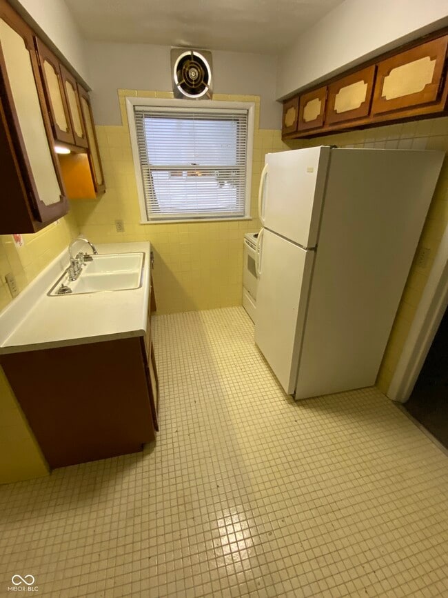 Building Photo - 5358 Winthrop Ave