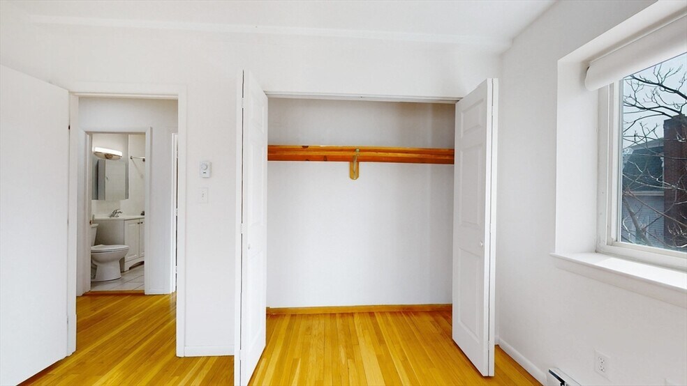 Building Photo - 524 Highland Ave