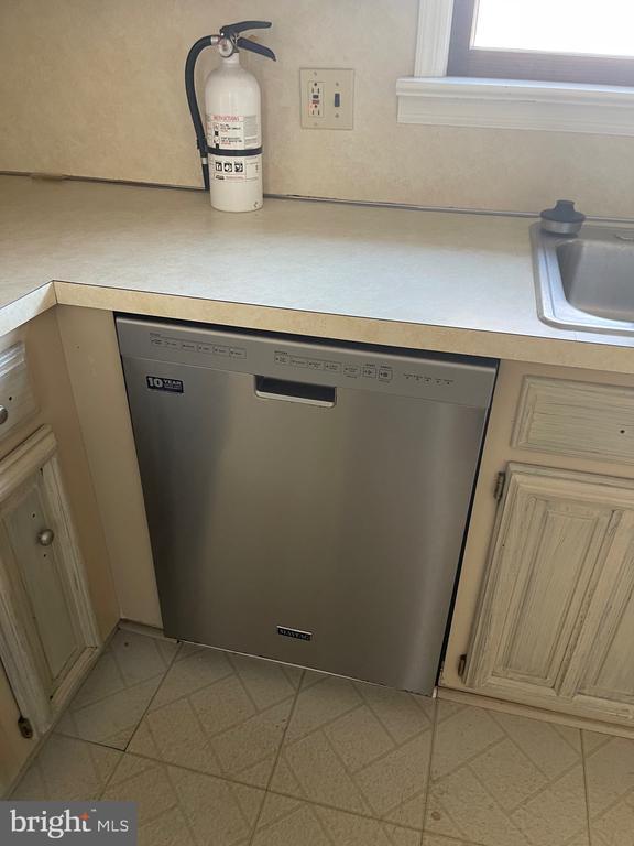 Building Photo - 322 McKinley Ave