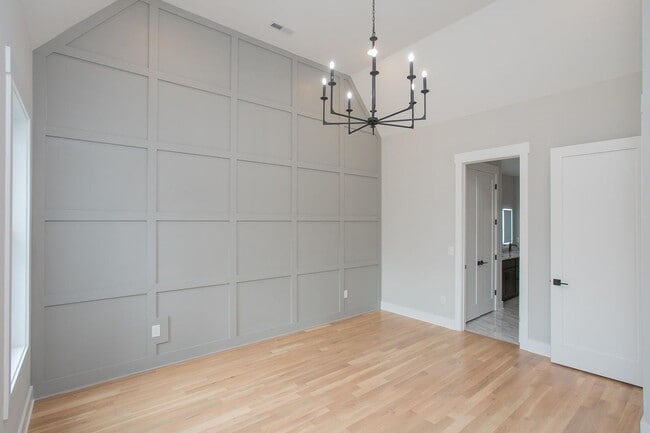 Building Photo - 1611 Century St