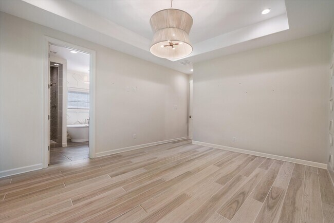Building Photo - 316 Majestic Trail