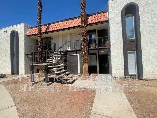 Primary Photo - 1405 E Vegas Valley Dr