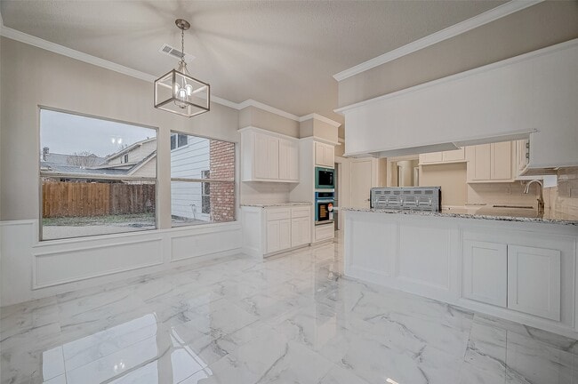 Building Photo - 4218 Bayglen Ct