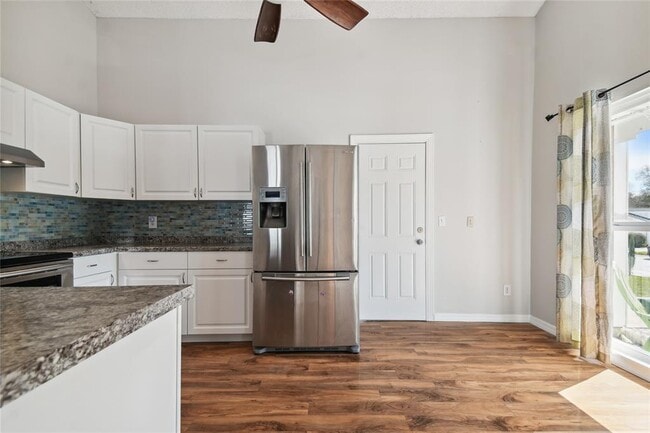 Building Photo - 2803 Northcote Dr