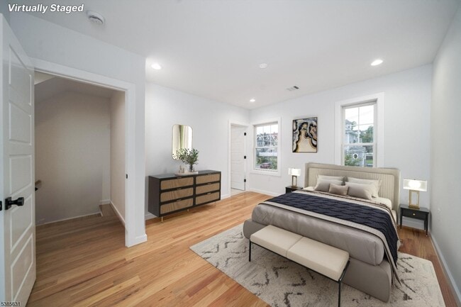 Building Photo - 107 N Fullerton Ave