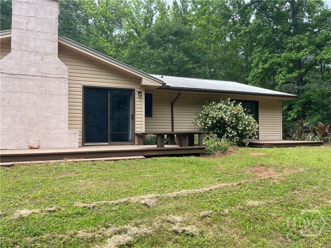 Building Photo - 170 Longview Dr