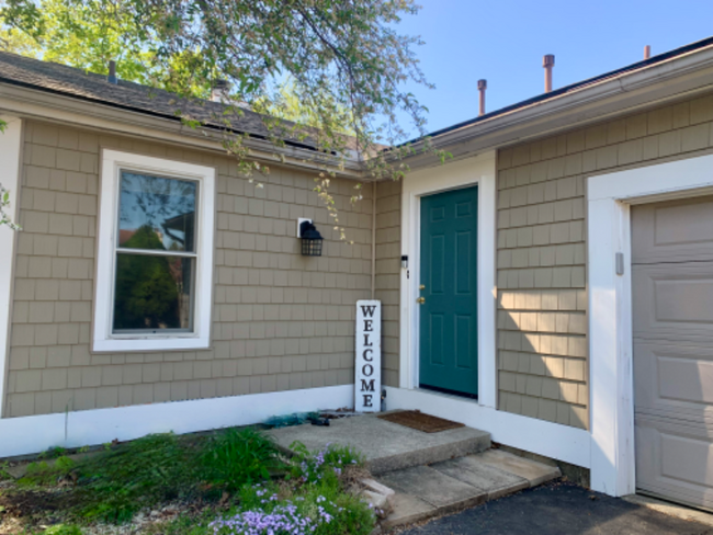 Primary Photo - 1297 Gatwick Ct
