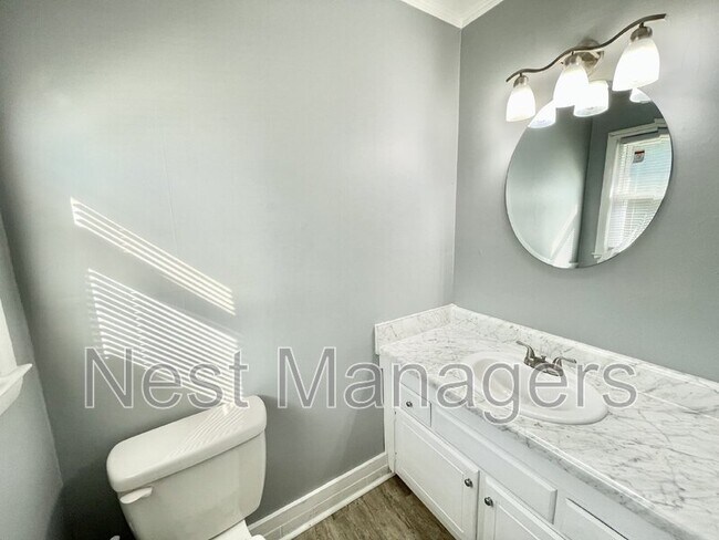 Building Photo - 7401 Paxton Dr