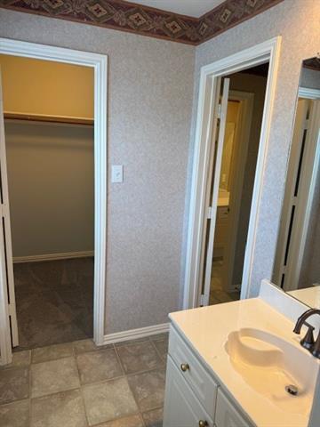 Building Photo - 117 St James Rd