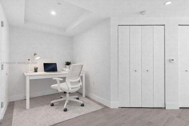 Building Photo - 45 SW 9th St