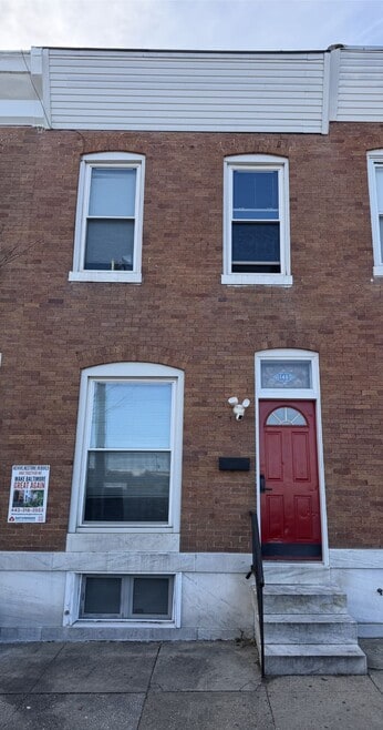 Building Photo - 148 N E Ave