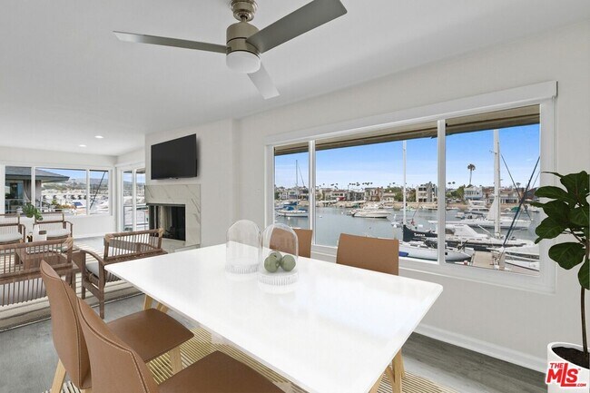 Building Photo - 919 Bayside Dr