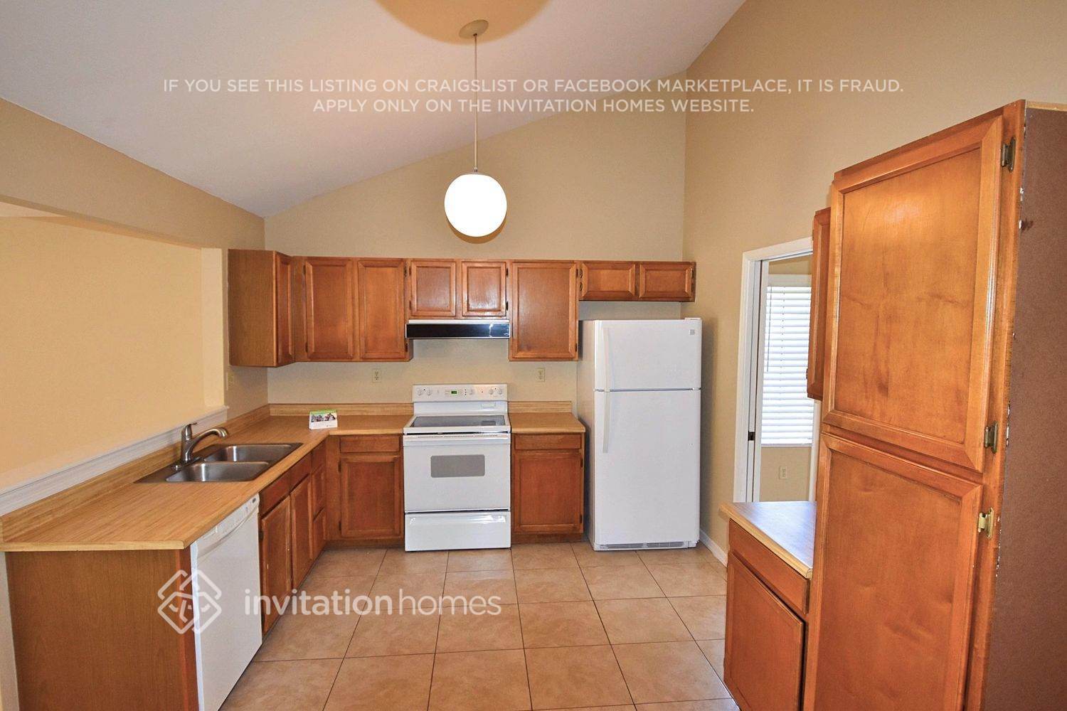 Building Photo - 5550 W Garden Dr