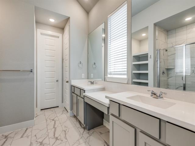 Building Photo - 2113 Terry Ave