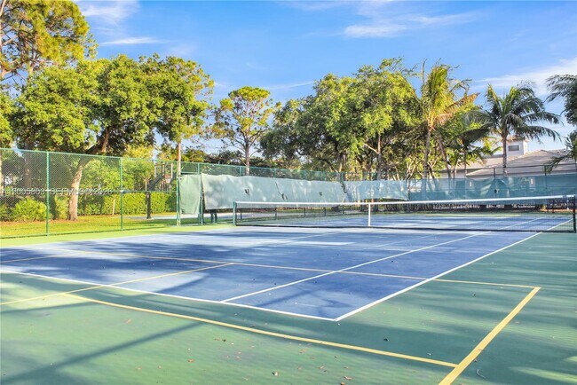 Building Photo - 7314 Estero Dr