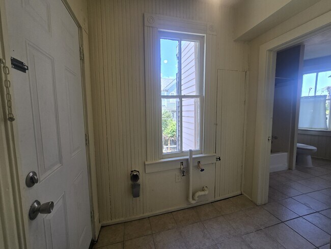 Building Photo - 2814 Avenue O 1/2