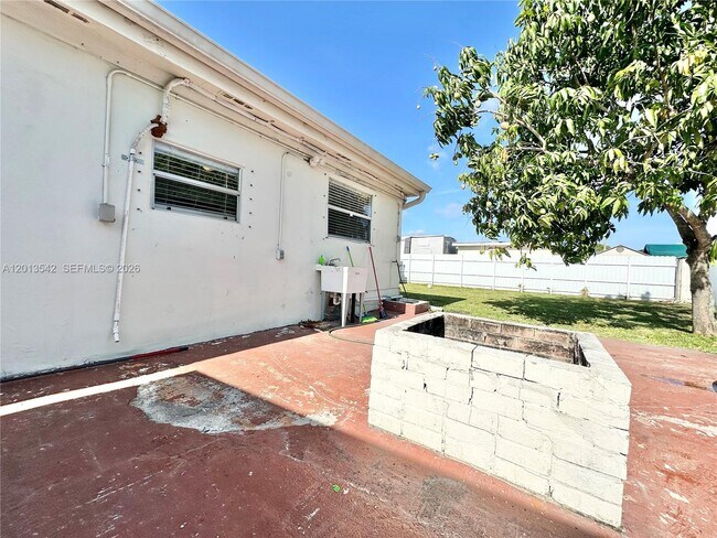 Building Photo - 12021 SW 191st St