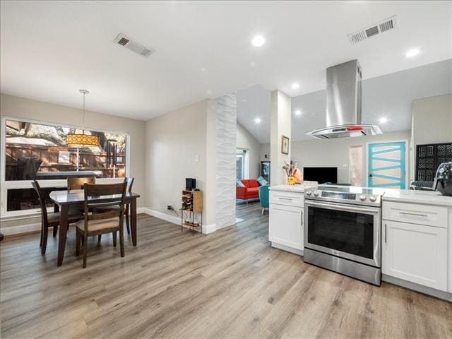 Building Photo - 9716 Highland View Dr
