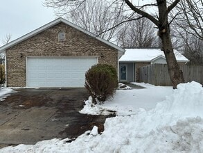 Building Photo - 1623 Lionheart Ln