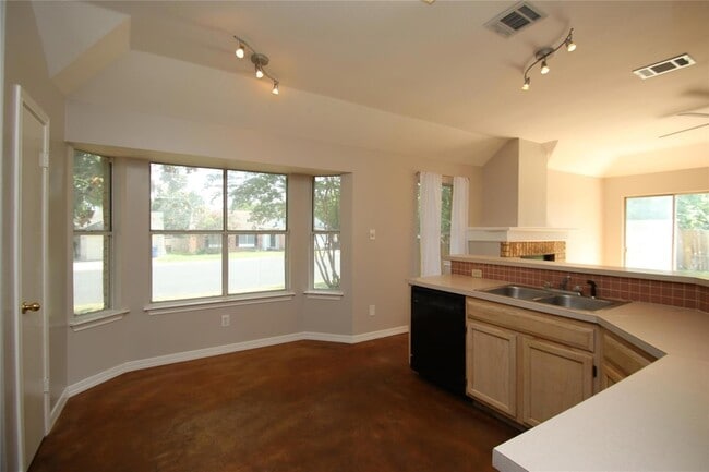 Building Photo - 12400 Captain Hopkins Cove