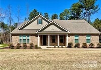 Building Photo - 256 S San Agustin Dr