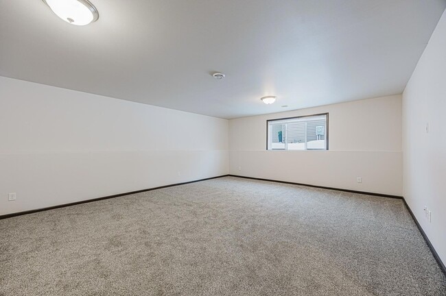 Building Photo - 7394 21st St S