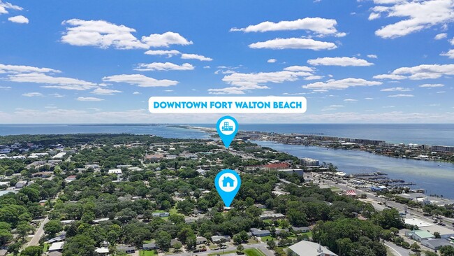 Building Photo - Fort Walton Beach Downtown Cottage