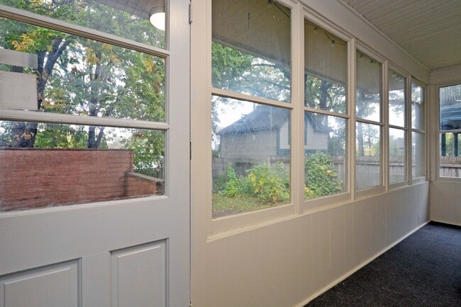 Building Photo - 2209 Aldrich Ave S