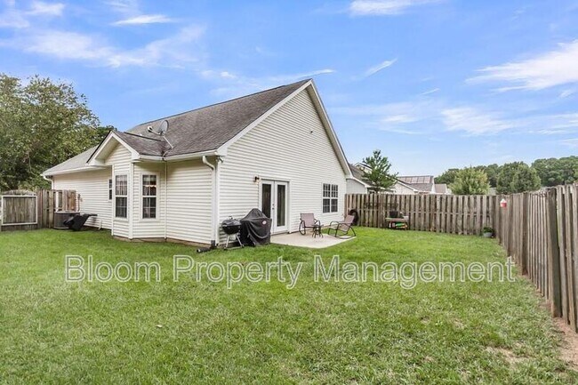 Building Photo - 9281 Ayscough Rd