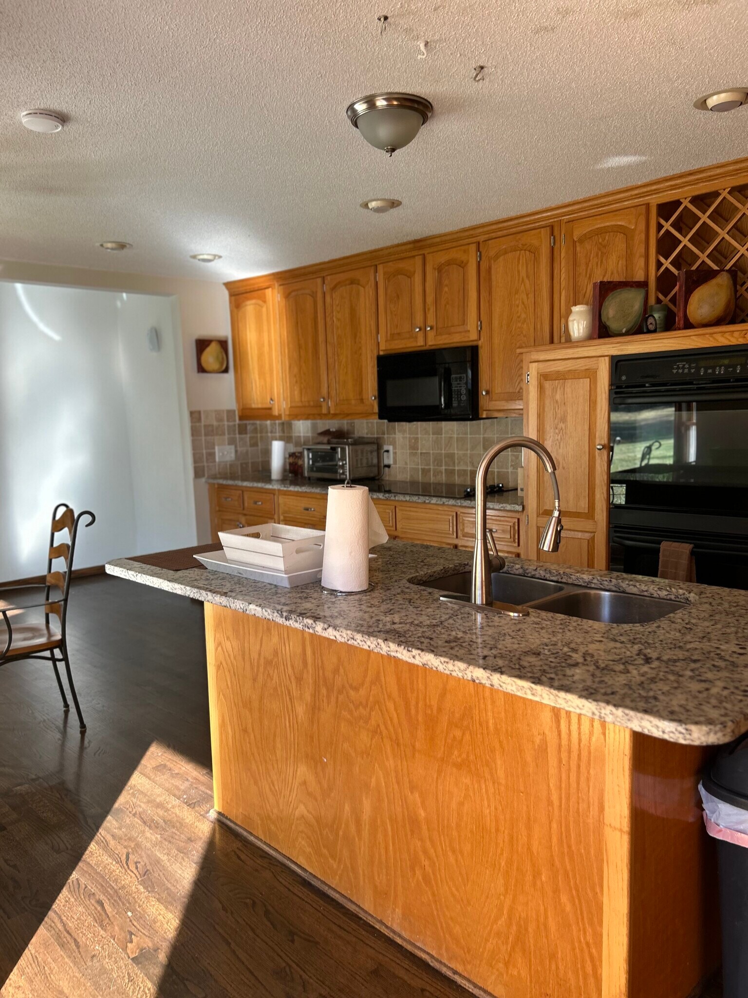 Building Photo - 1205 N Parker St