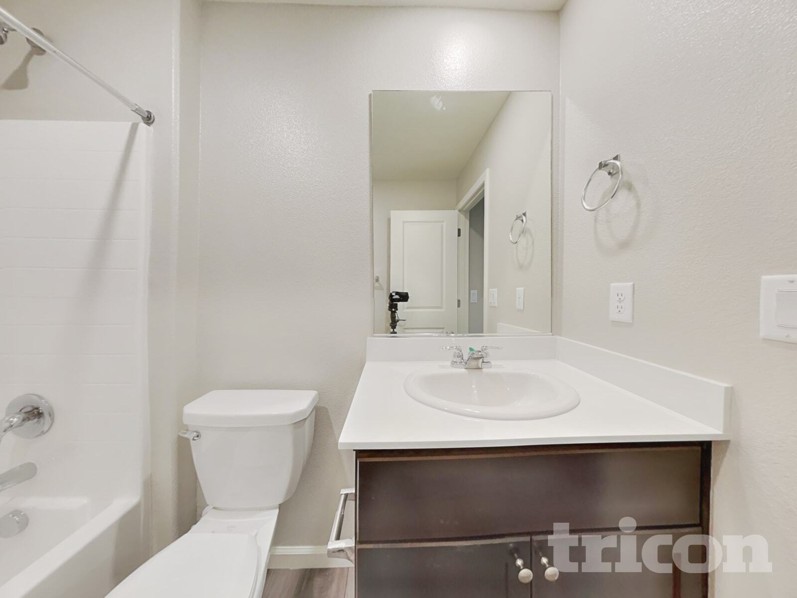 Building Photo - 8958 Elk Ravine Dr