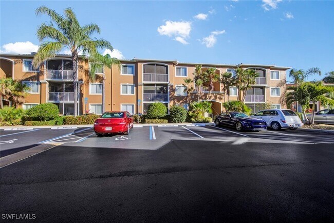 Building Photo - 1830 Florida Club Cir