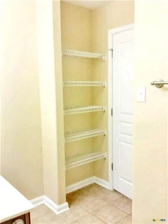 Building Photo - 112 Rush Haven