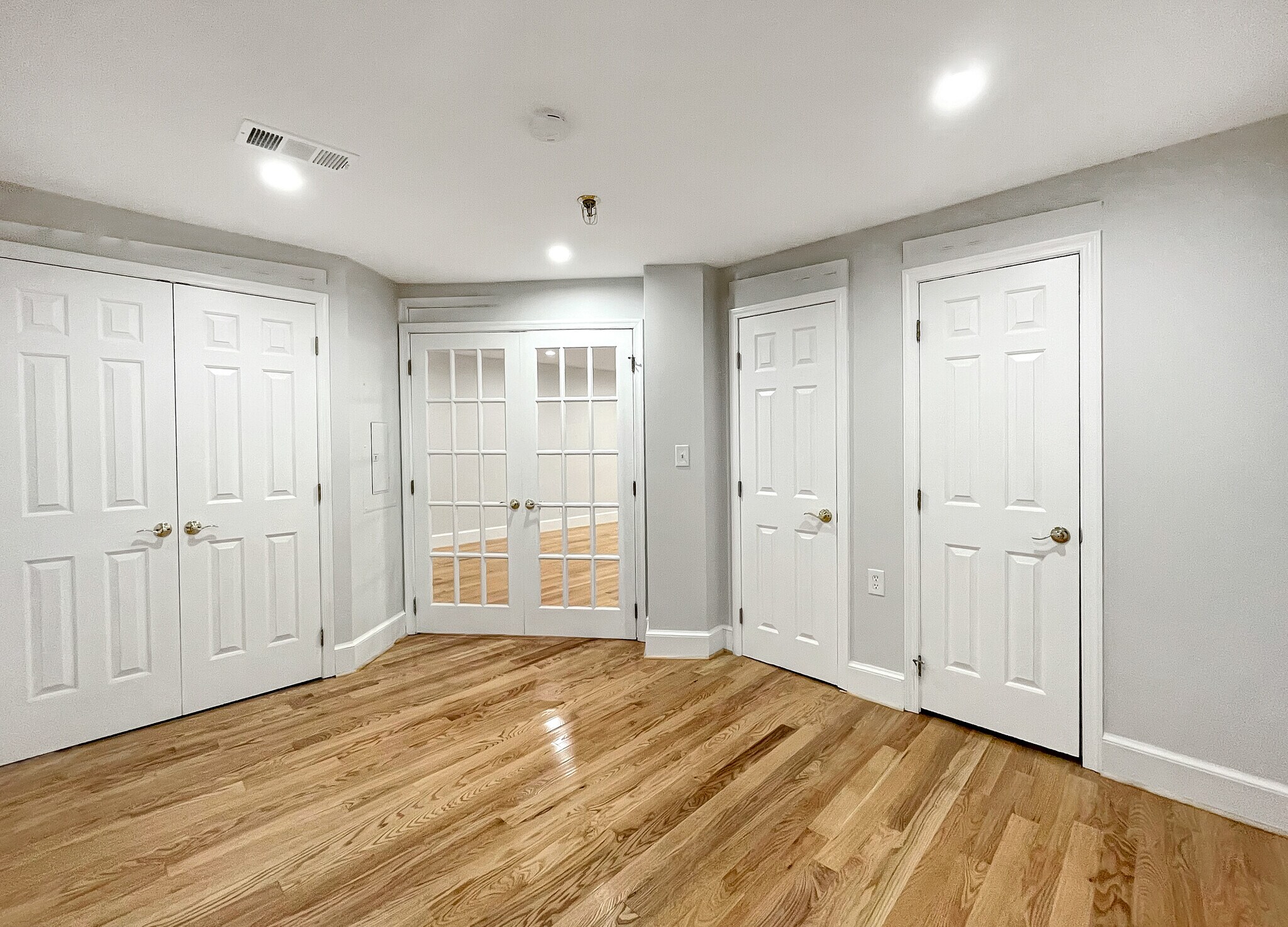 Building Photo - 1527 16th Street NW