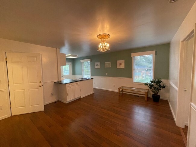 Building Photo - 2203 Yaupon Dr