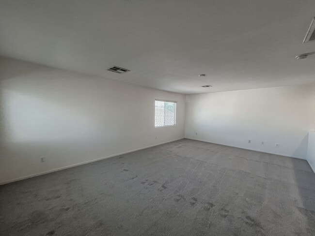 Building Photo - Charming Two-Story Home with Spacious Layout!