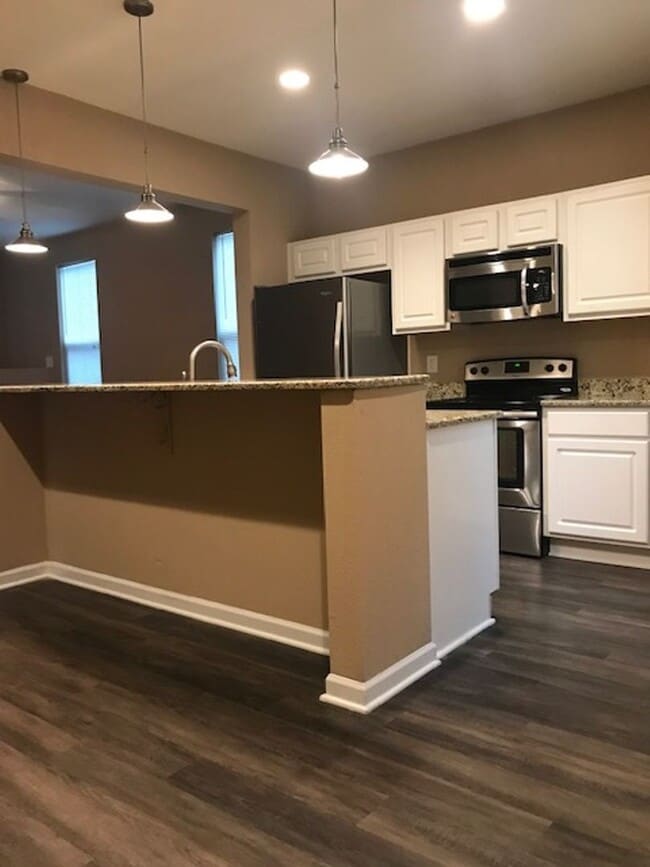 Building Photo - 1700 Tennessee St