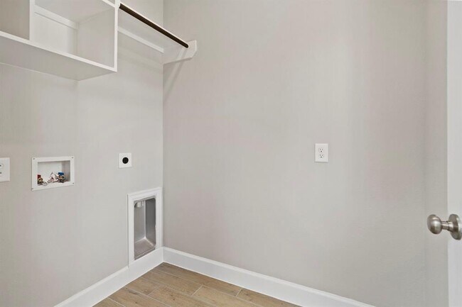 Building Photo - 27122 Butterfly Mint Ln