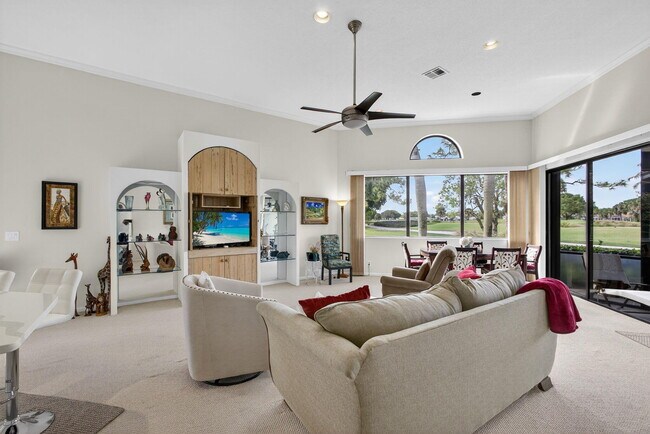 Building Photo - 773 Windermere Way