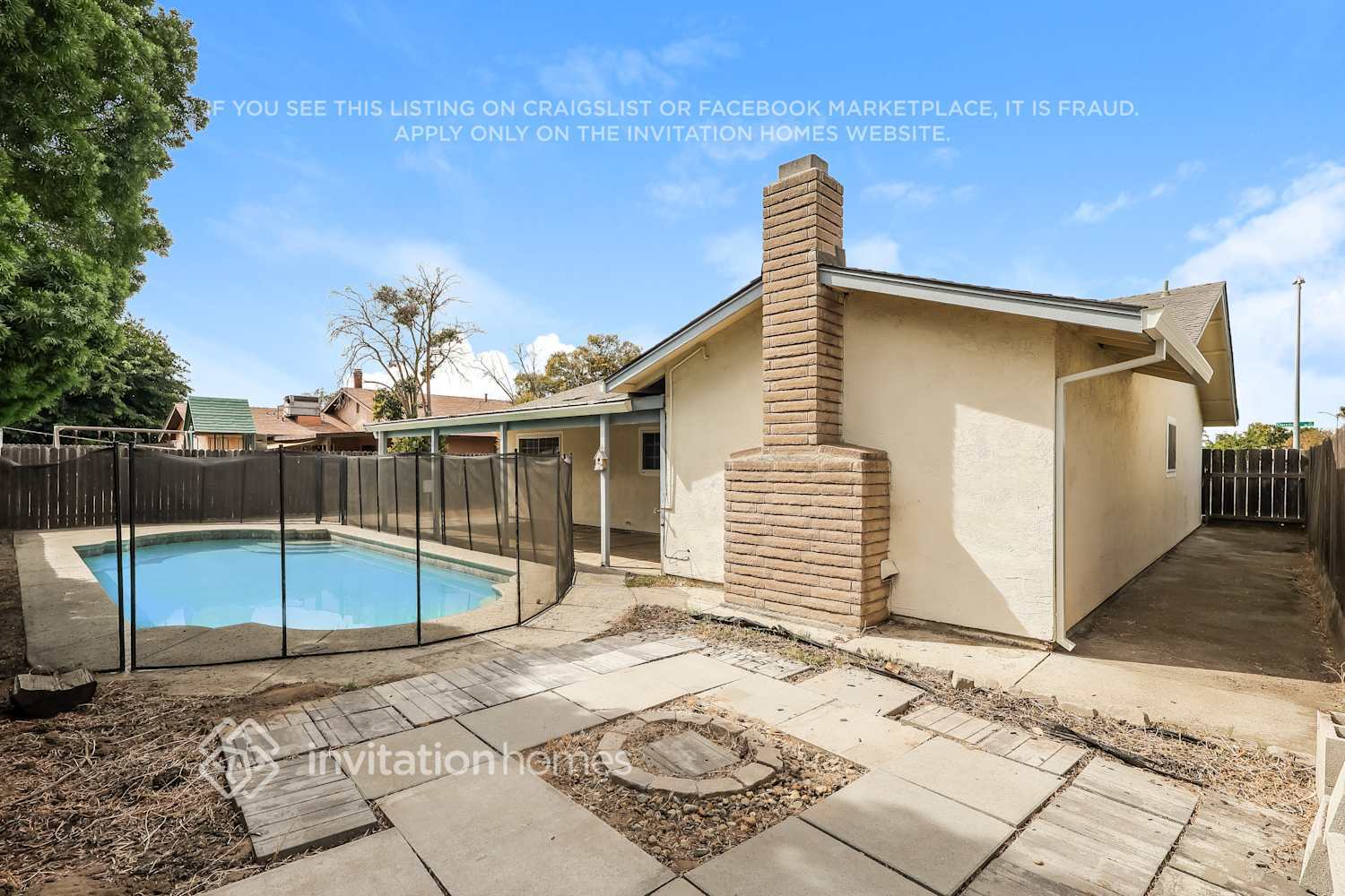 Building Photo - 1542 Claremont Dr