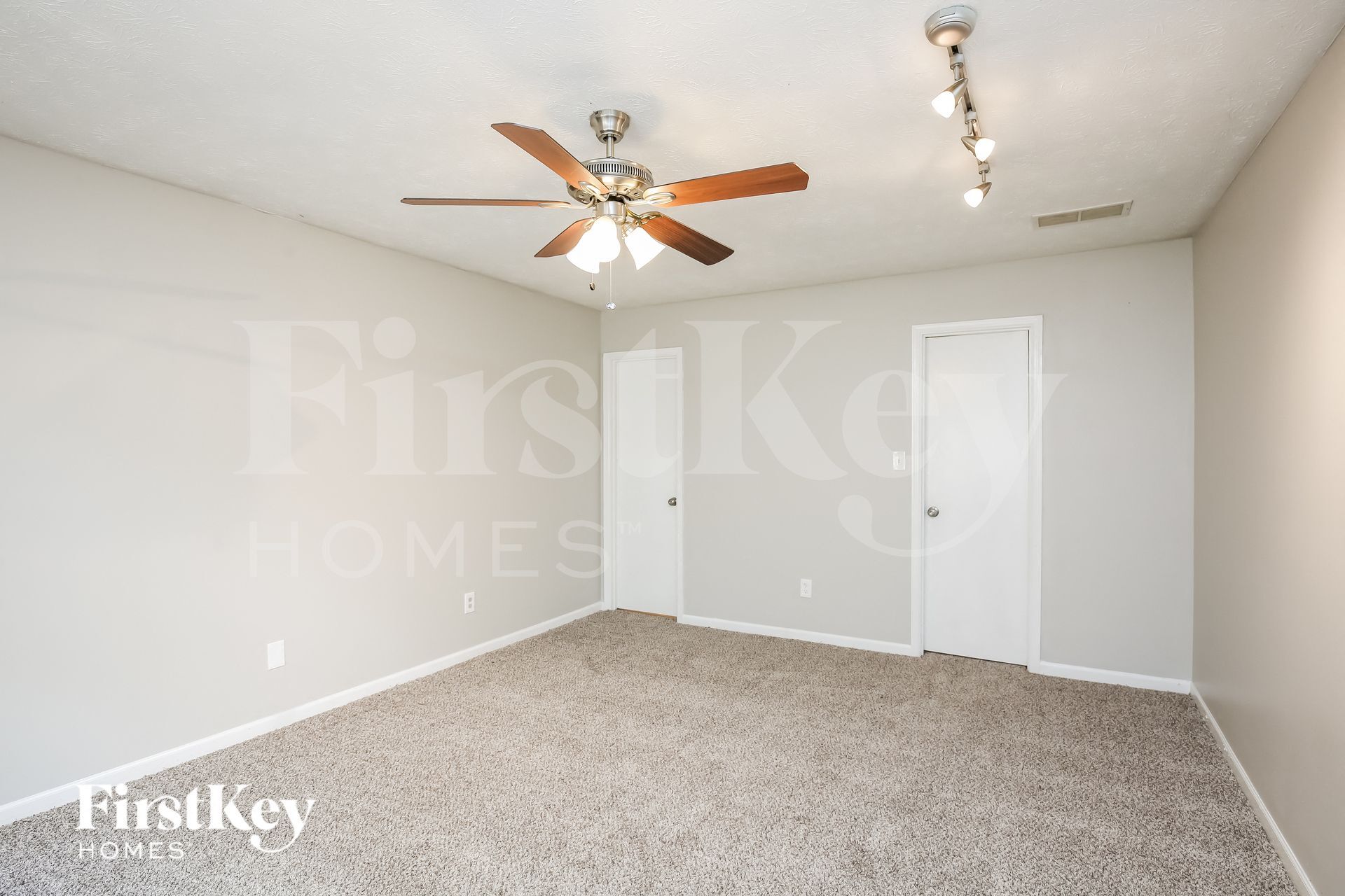 Building Photo - 5301 W Jones Bridge Rd