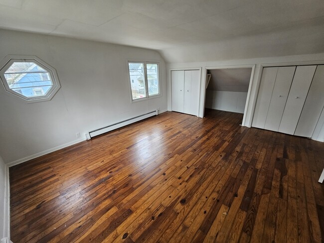 Building Photo - 3714 E 50th St