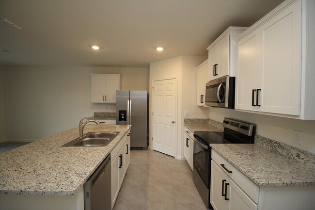 Building Photo - 1405 Mineral Lp Dr NW