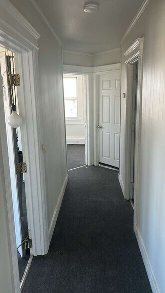 Building Photo - 201 4th St