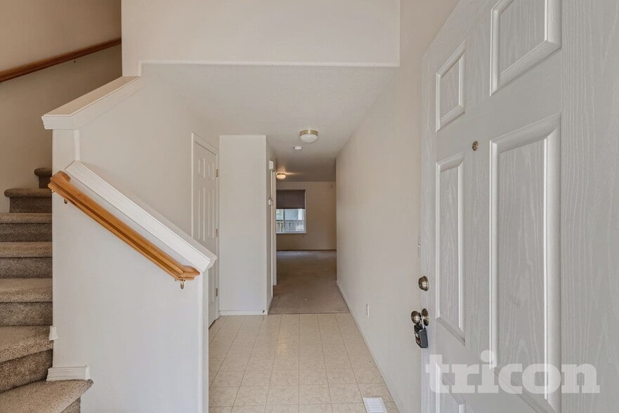 Building Photo - 6509 NE 139th Ct